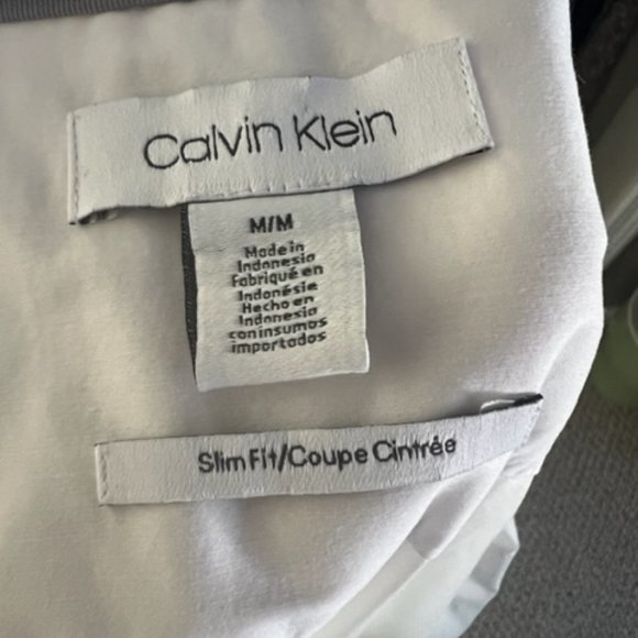 Calvin Klein White button down top - Picture 3 of 4